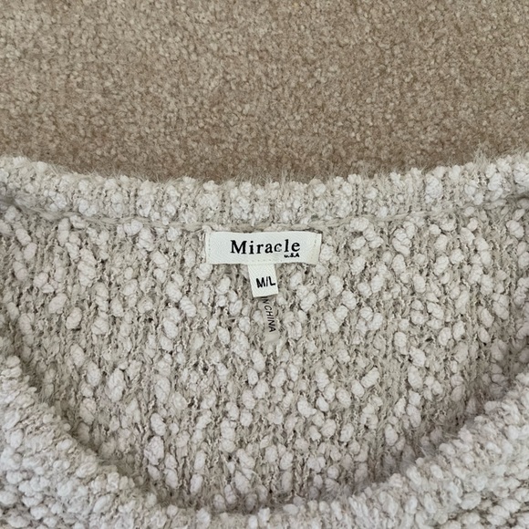 Fluffy sweater - Picture 3 of 5